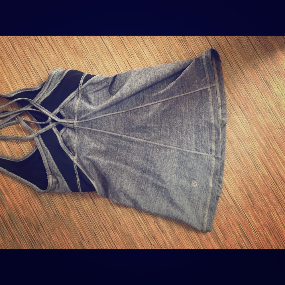 Lulu lemon sports bra